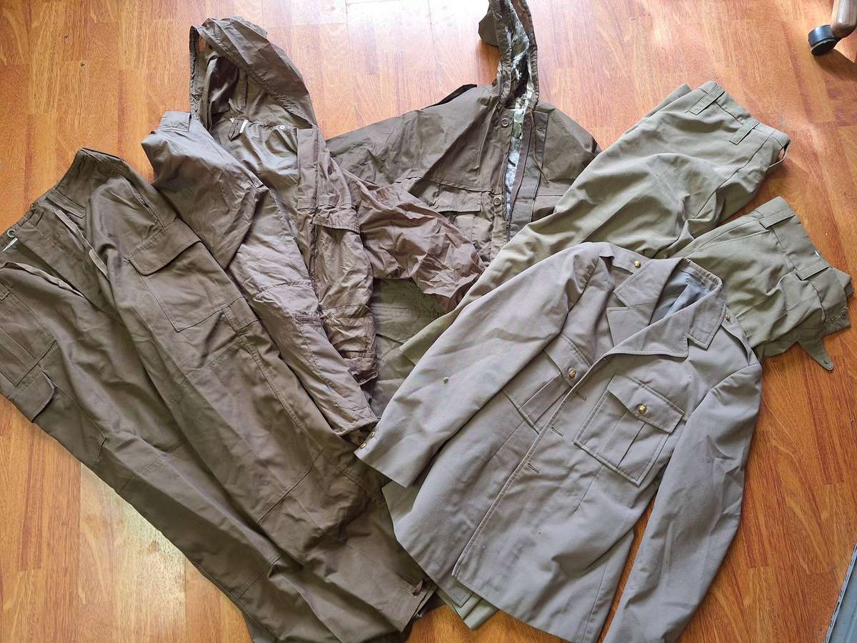 Mixed lot of SADF clothing