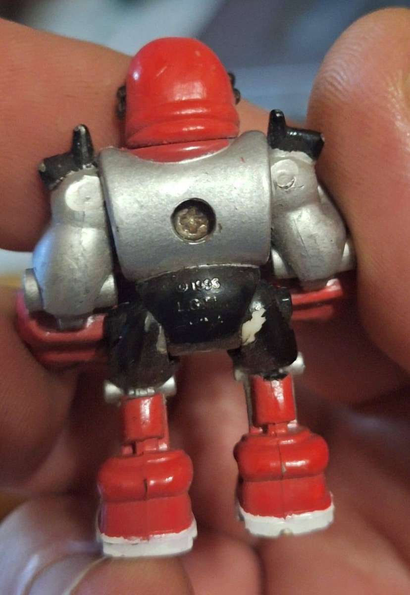Rare Vintage 1993 Z-Bots Figure from Galoob Micro Machines