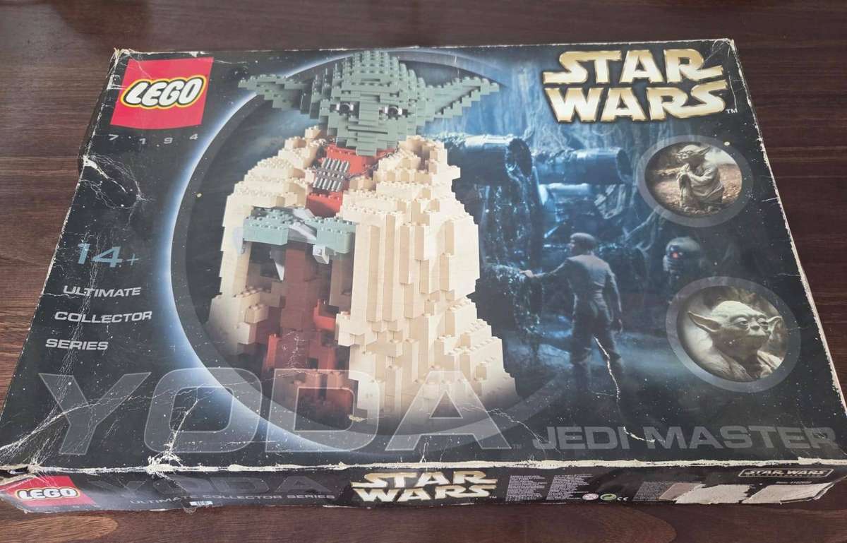 Rare Lego UCS 7194 Yoda - Ultra Rare
