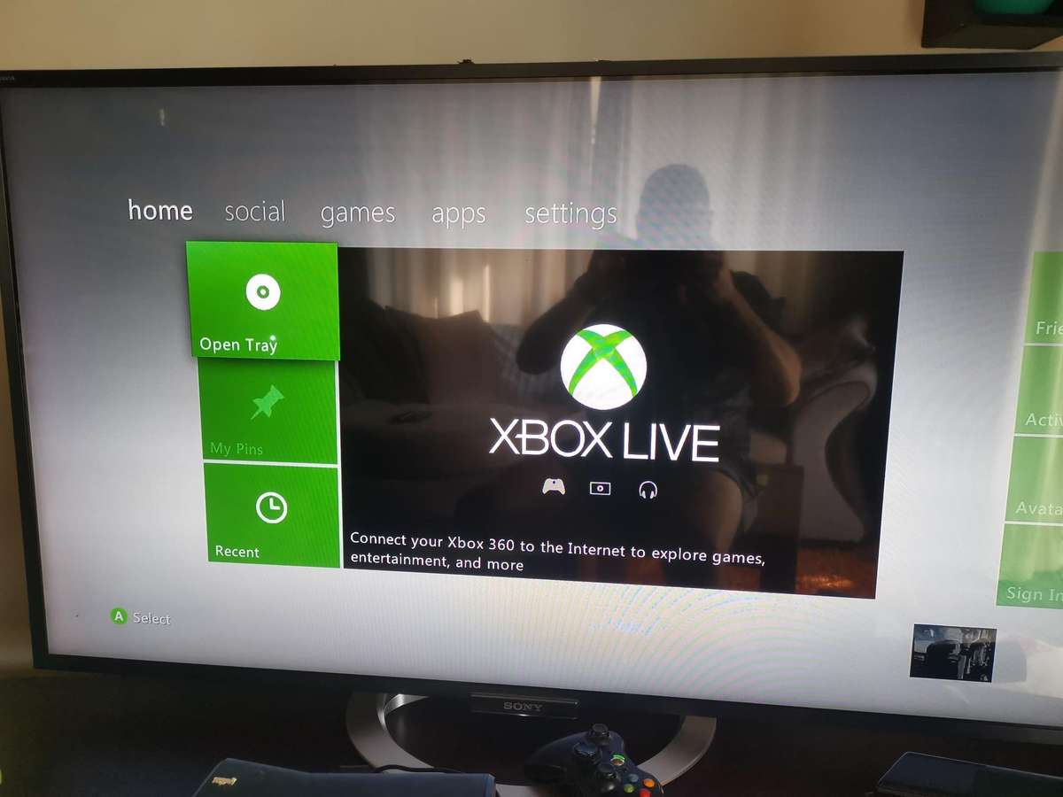 XBOX 360 Slim Console only