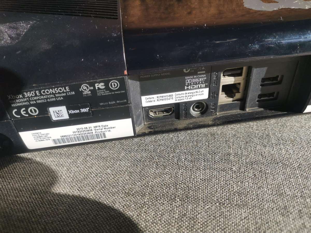 XBOX 360 E Super Slim Console only (parental code lock!)