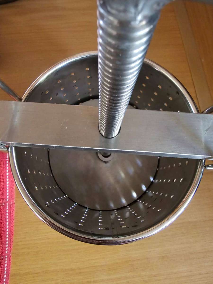 2 liter stainless steel cheese press