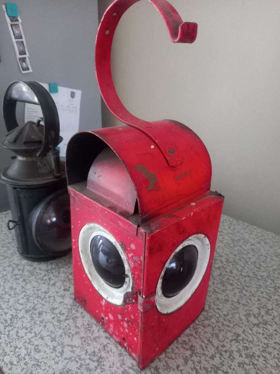 2x old vintage lamps working condition