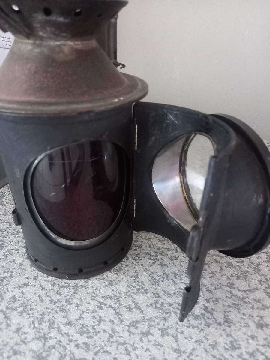 2x old vintage lamps working condition