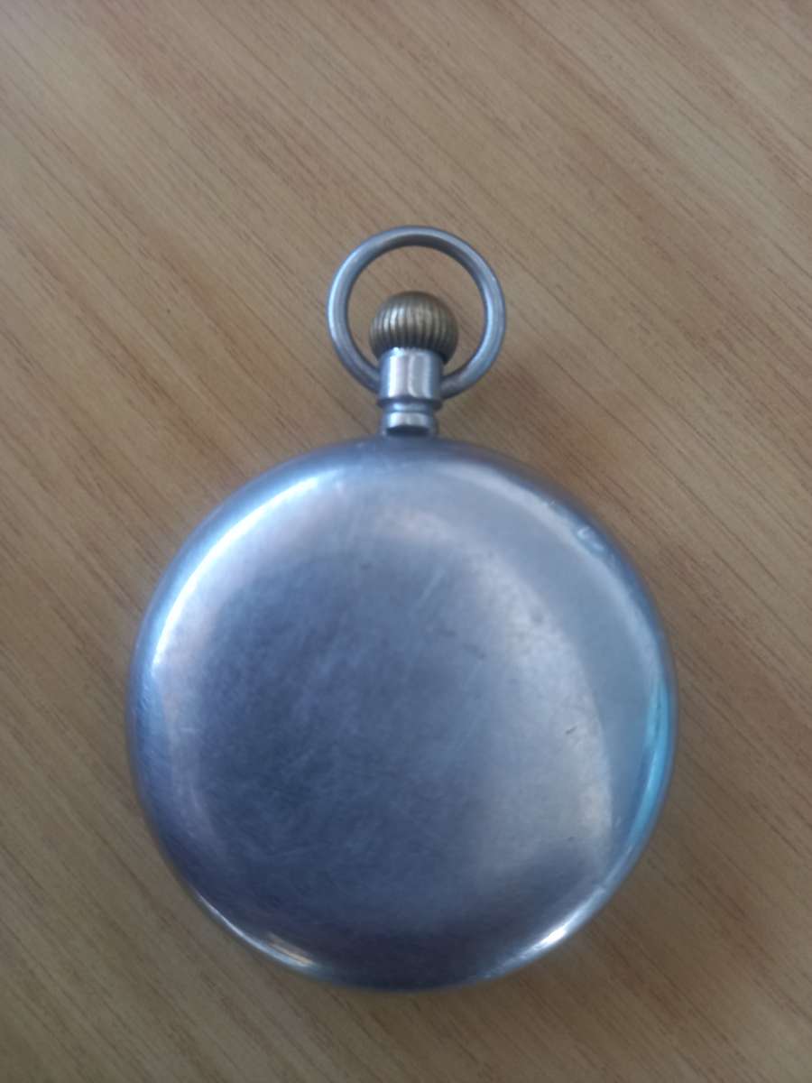 Vintage men's watch and pocket watch