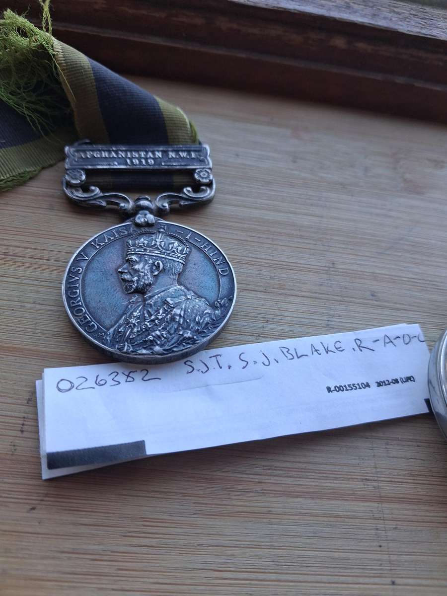 World war one medal and compass