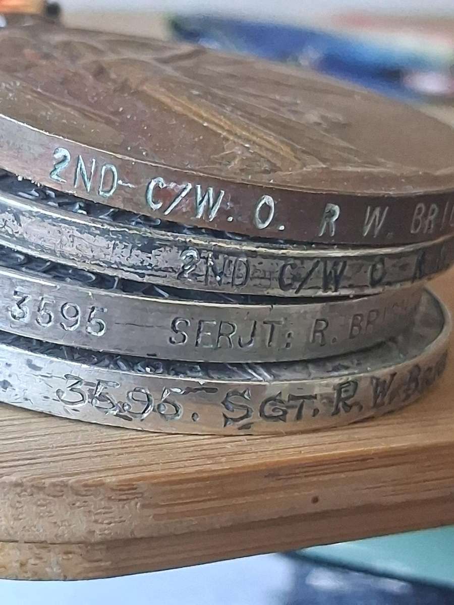 World war one and 2 set of medals group