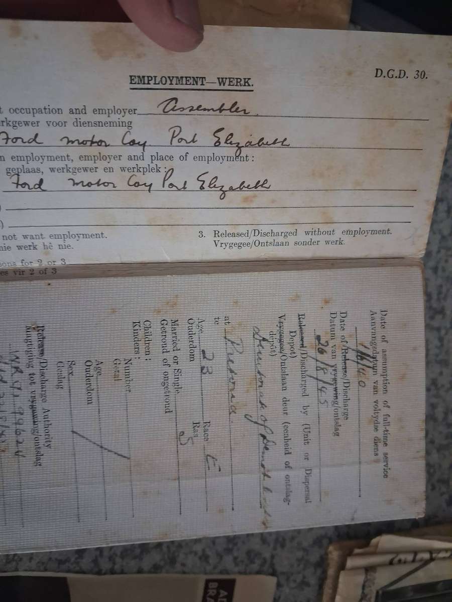 WWII German Luftwaffe (Airforce) EM/NCOS BELT BUCKLE and war medals ect