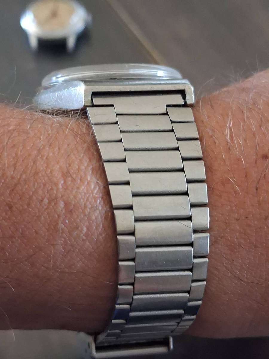 2x vintage men's watches