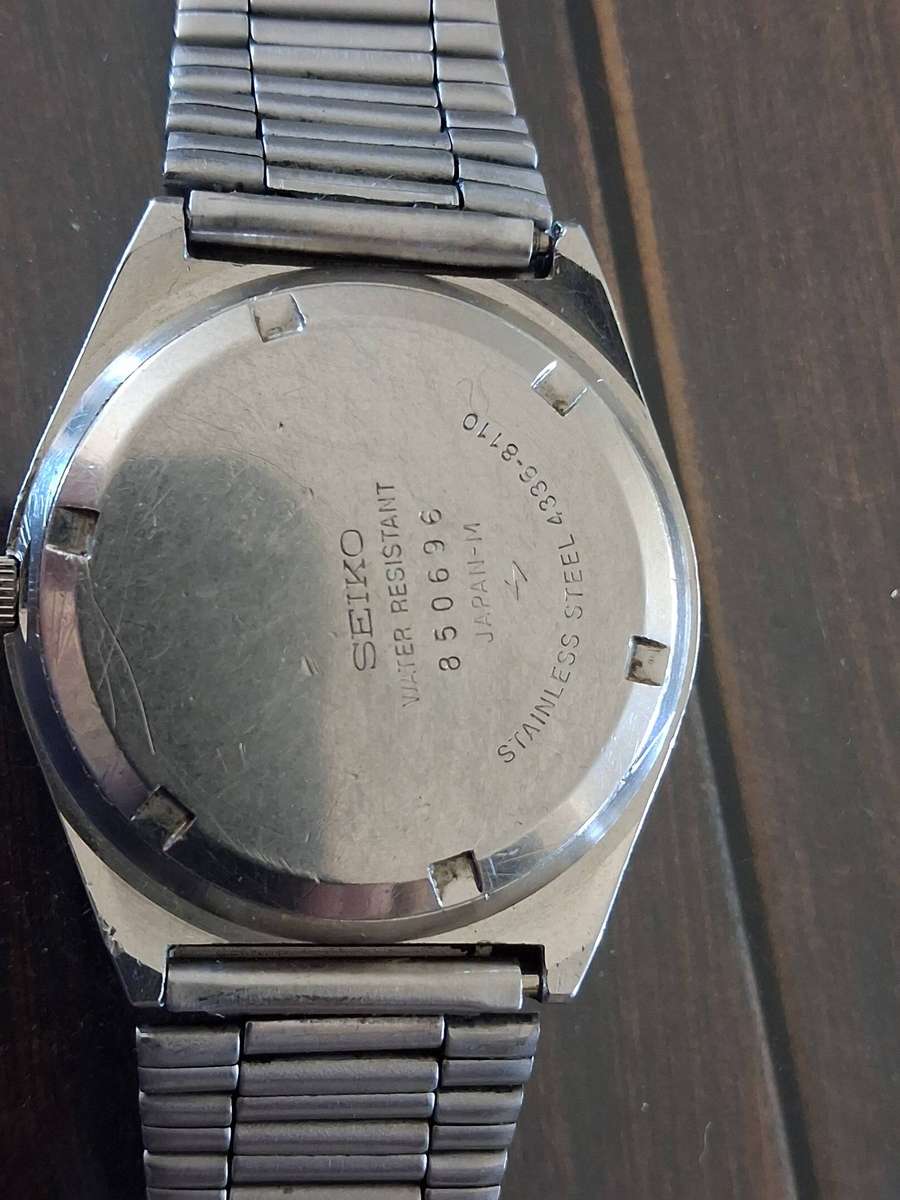 2x vintage men's watches