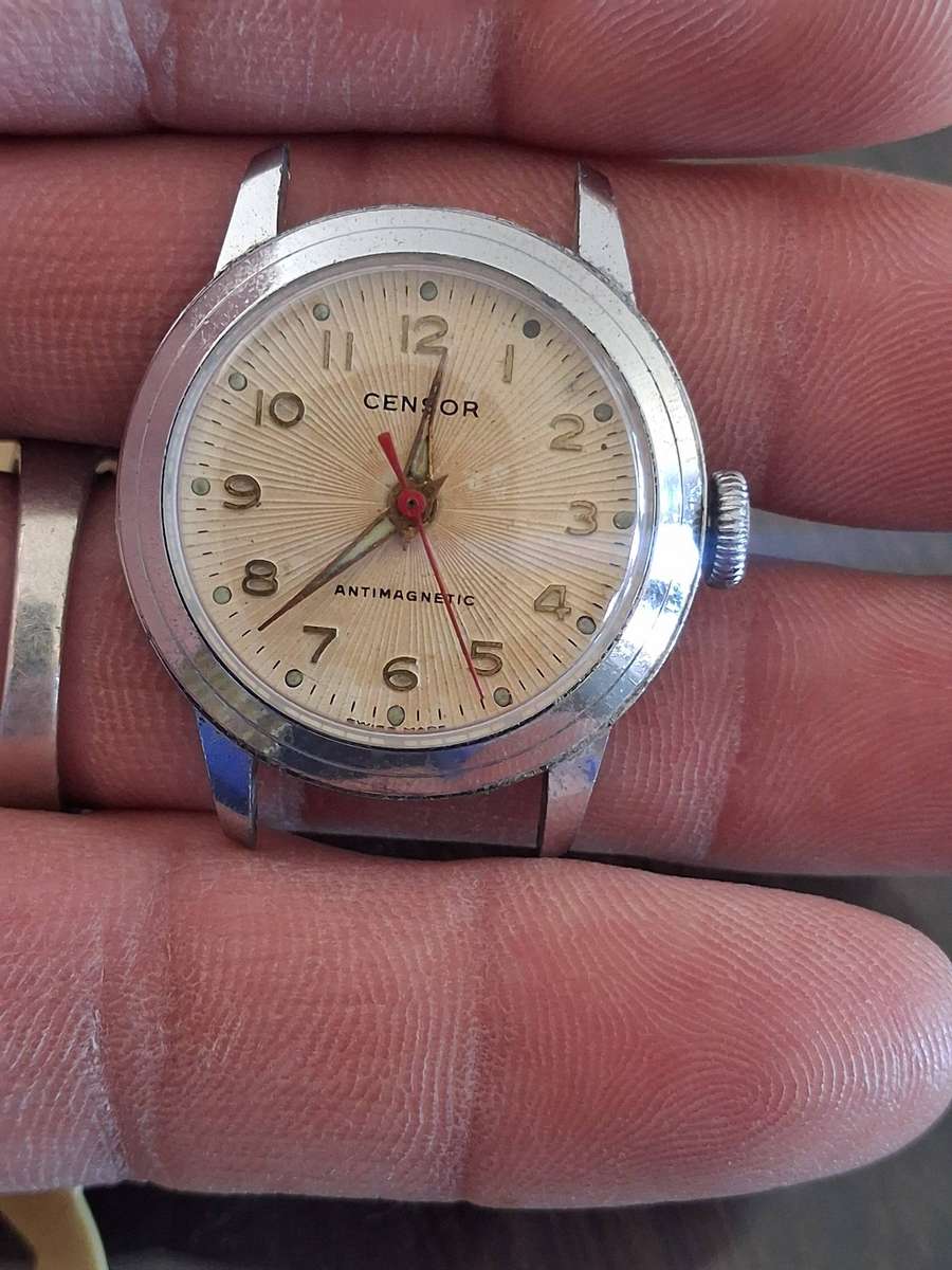 2x vintage men's watches