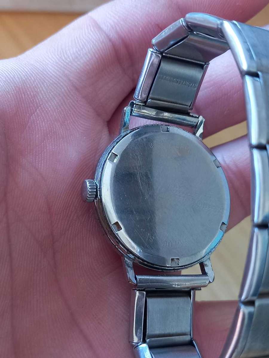 4 vintage men's watches