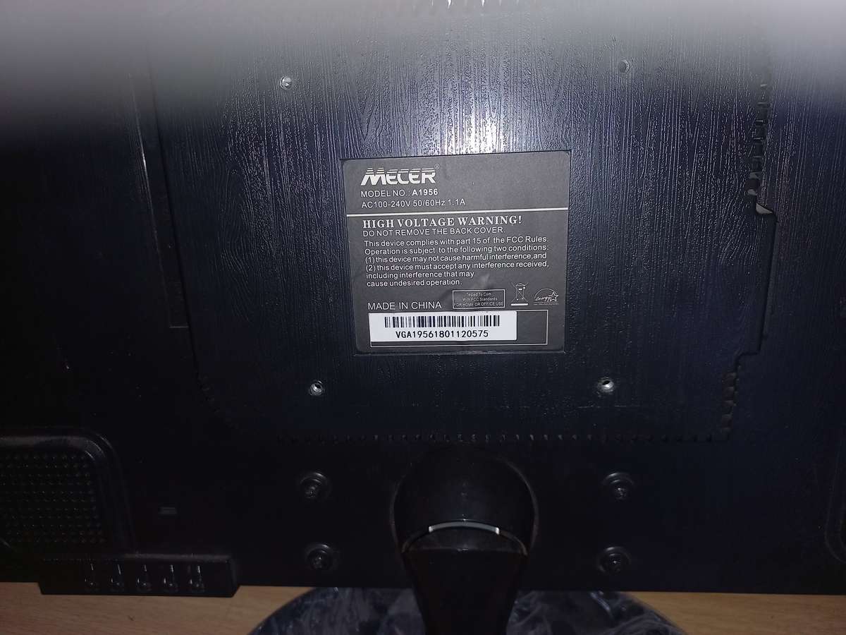 Mercer 19 inch monitor