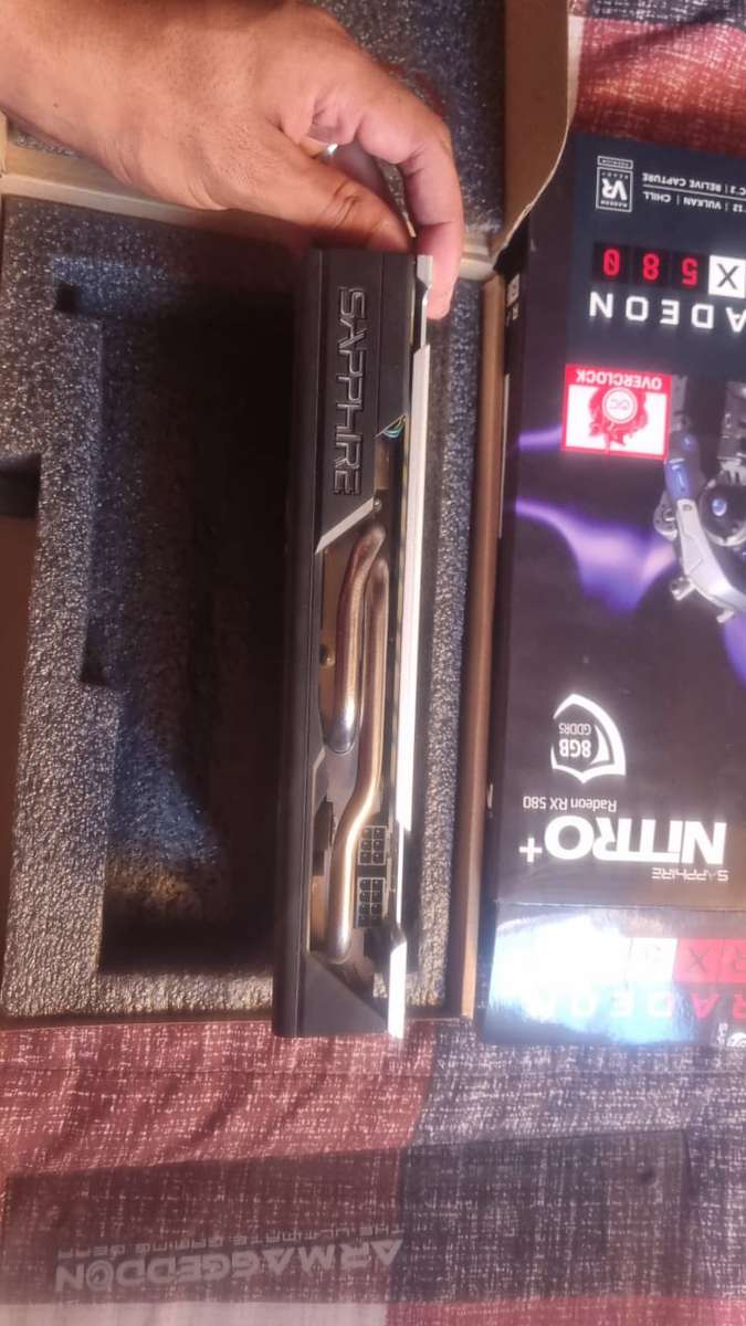 Sapphires Nitro Rx 580 8g