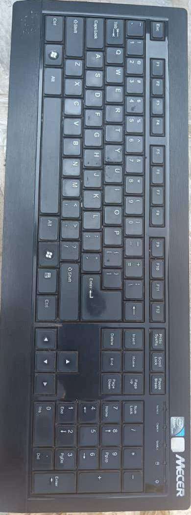 MECER KEYBOARD PC INTEL ATOM 2GB RAM 300 HARD DRIVE