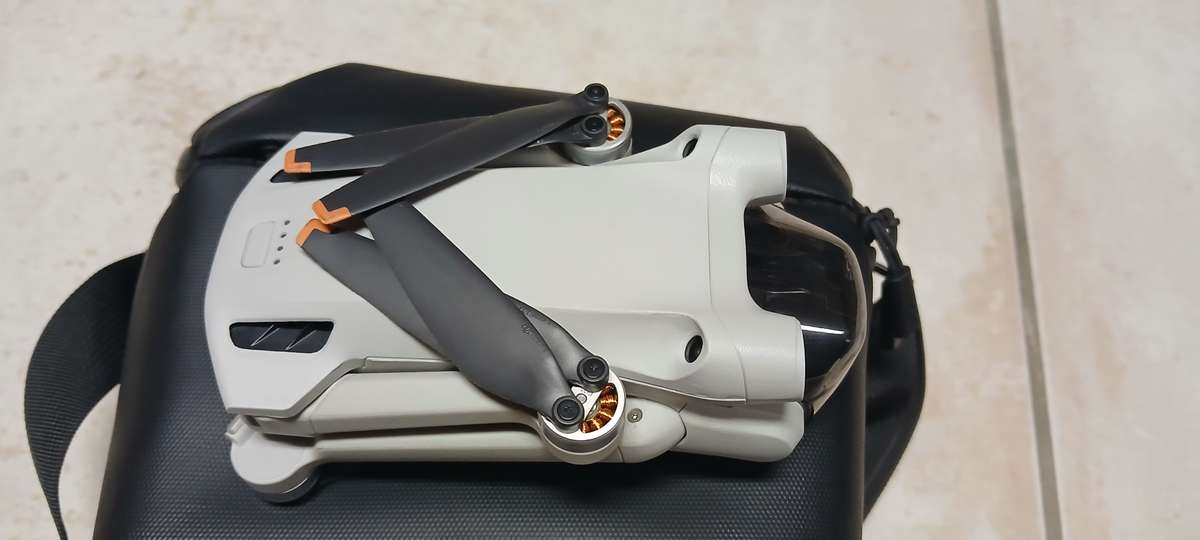 DJI Mini 3 Pro Fly more plus combo