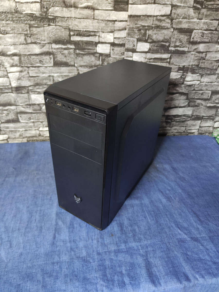 FSP Black ATX Tower Chassis