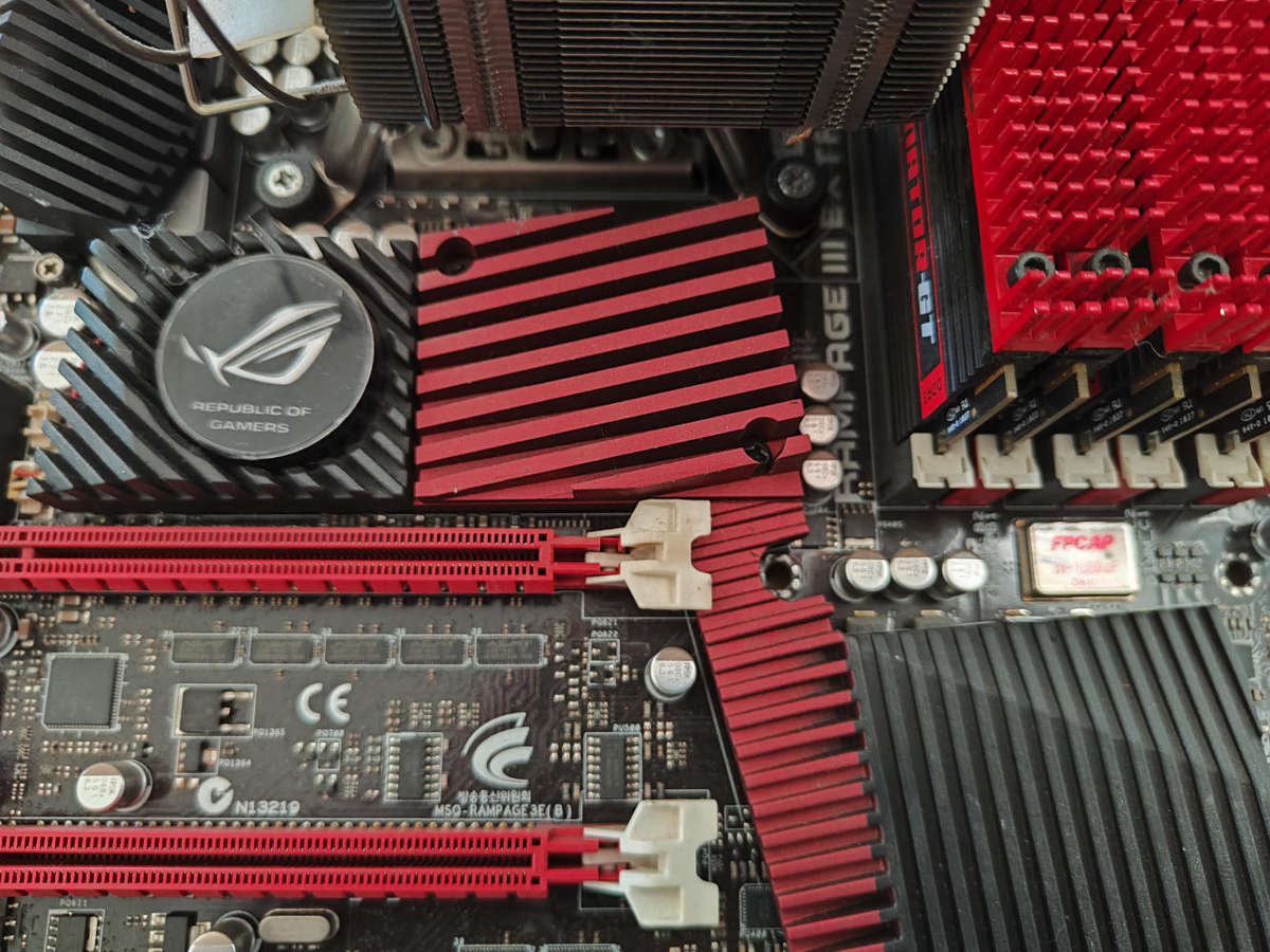 Bargain 6Core Combo**i7 980X**8GB Corsair Ram**Asus Rampage Board