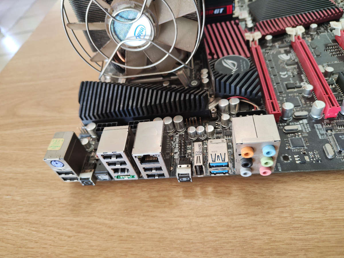 Bargain 6Core Combo**i7 980X**8GB Corsair Ram**Asus Rampage Board