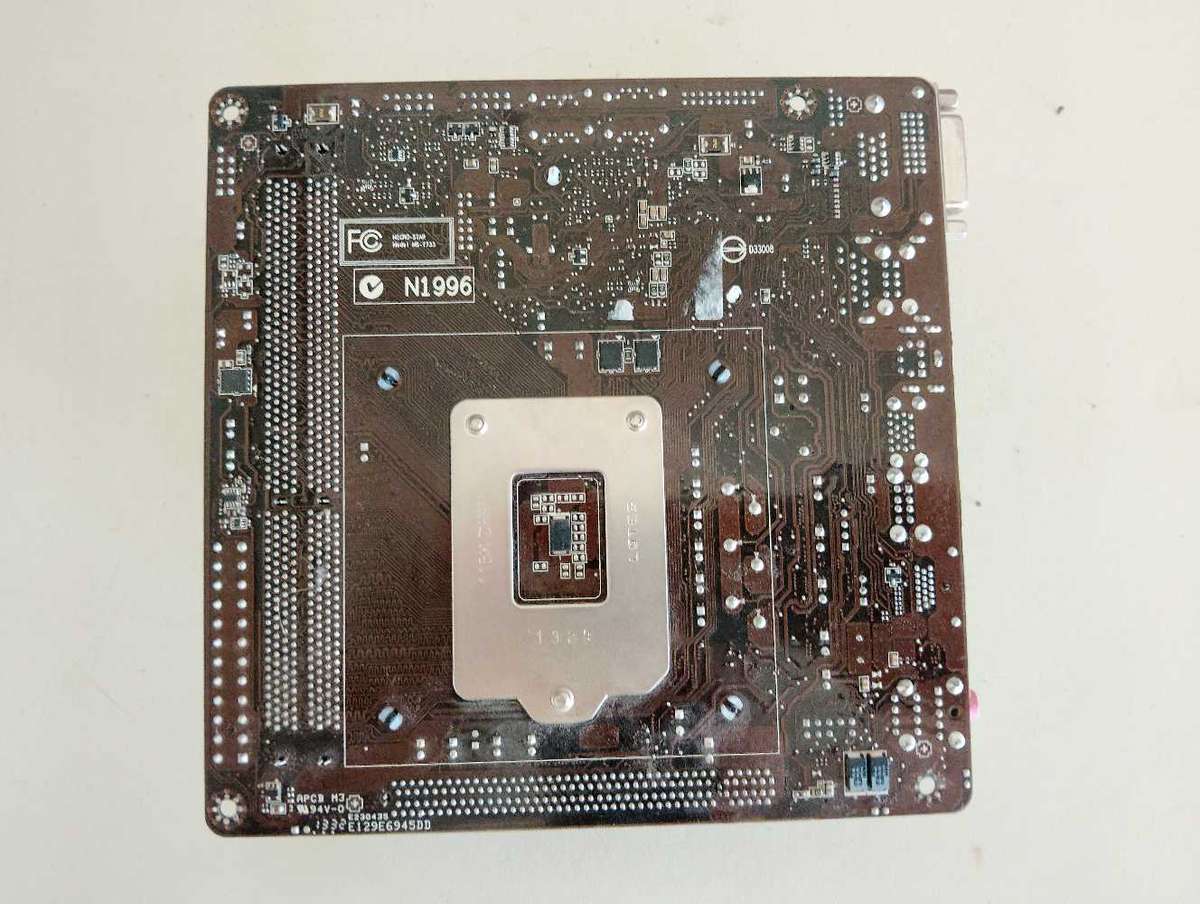 MSI B75 ITX Motherboard Combo**Intel Core i3**3GB Ram**