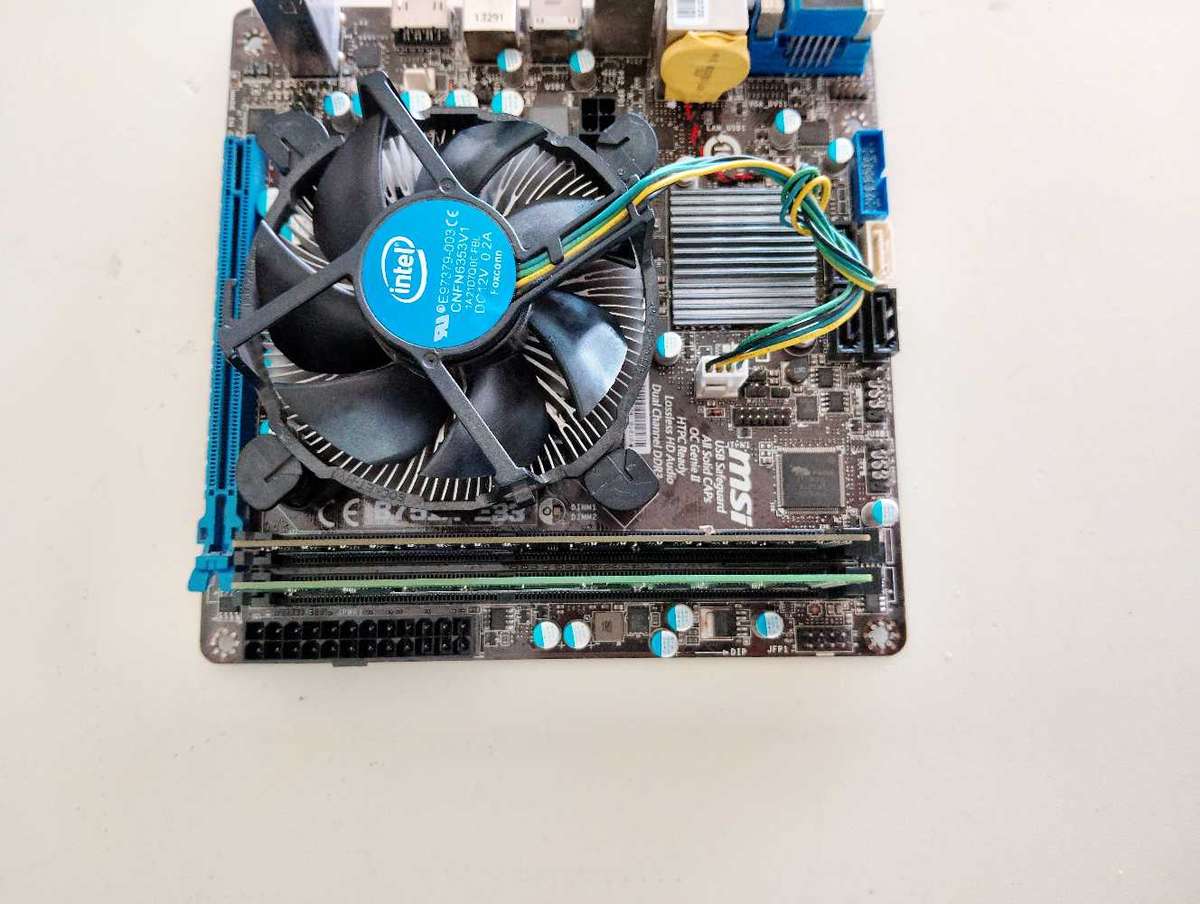 MSI B75 ITX Motherboard Combo**Intel Core i3**3GB Ram**