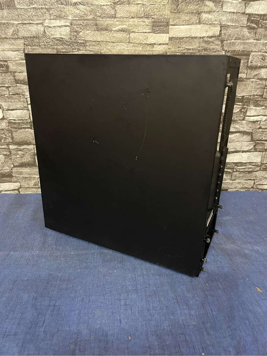 NZXT ATX Mid Tower**No Glass Side Panel**