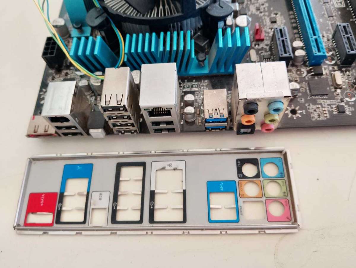 Intel Extreme Motherboard Combo**Intel Core i3**16GB Ram