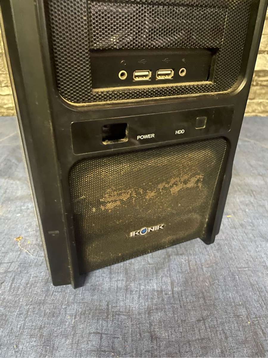 ikonik Cave Man Gaming Case**Power Buttom Cover Missing**