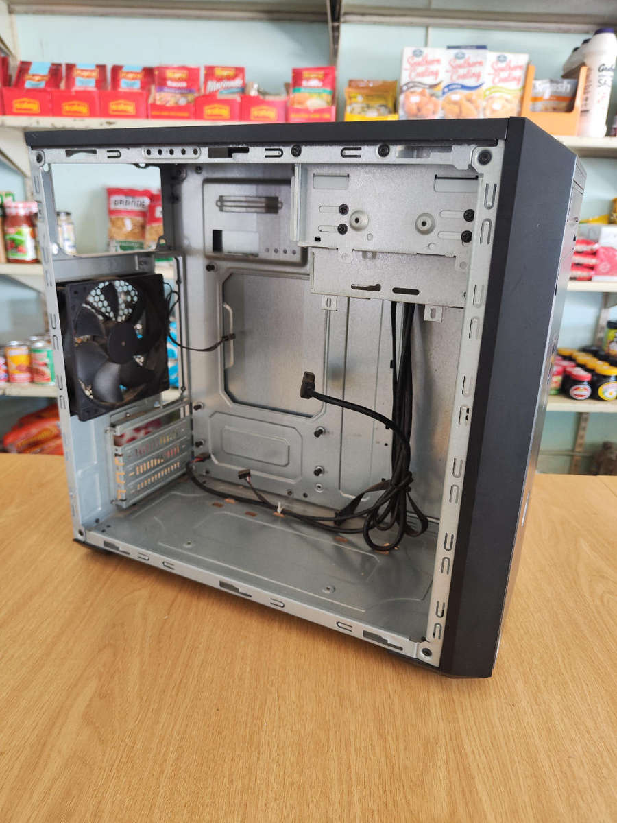 Cooler master Masterbox 3 Lite**DVD Rom**