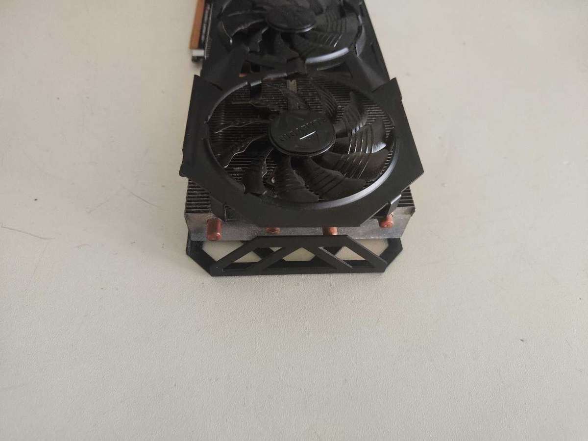 Gigabyte Windforce G1 Gaming GTX960 2GB GDDR5 Graphics Card**Blue LED**2 x 6pin PCIE Power needed