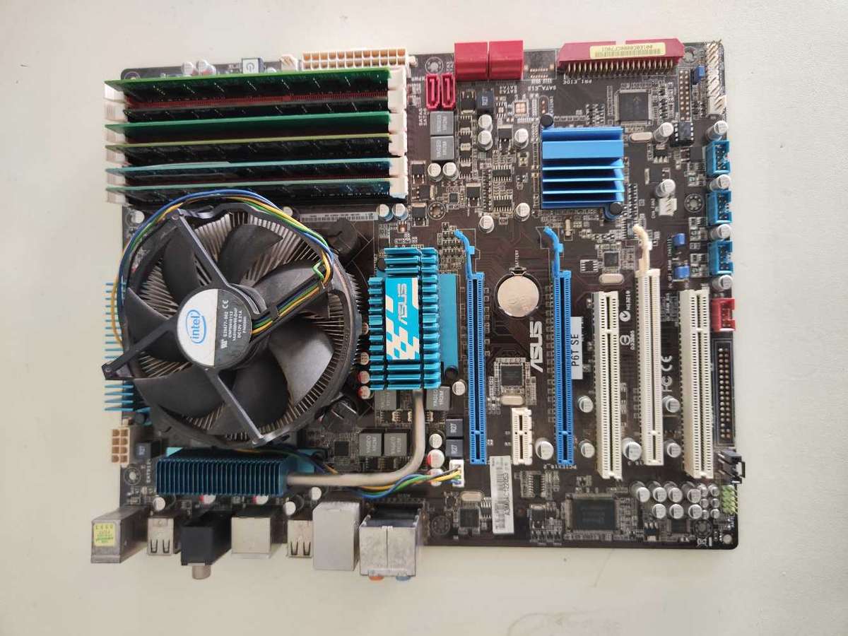 Intel core i7 Combo**12GB Ram**Asus P6T SE Motherboard