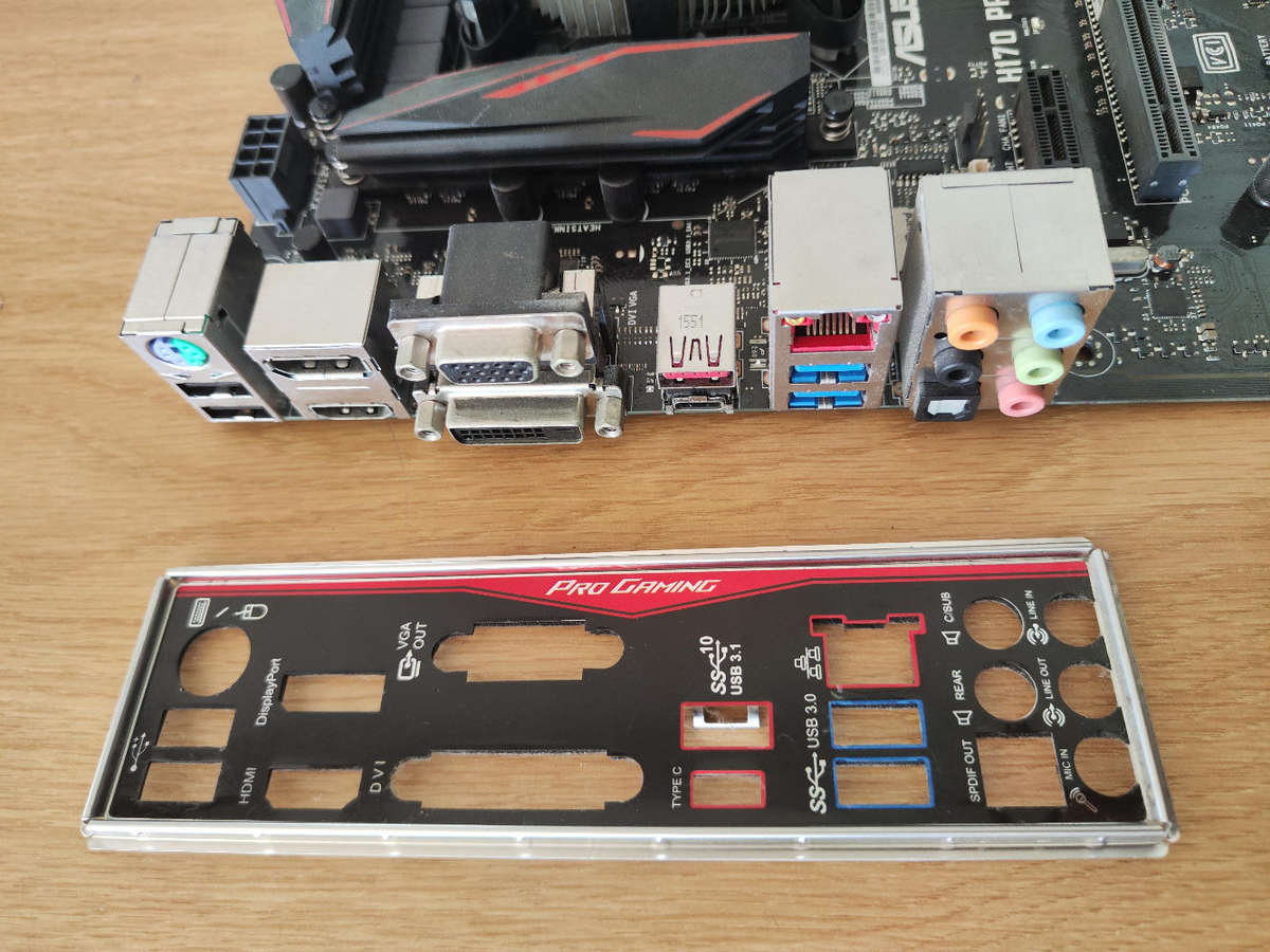 Intel Core i7 6700 Combo**16GB DDR4**Asus Pro Gaming Board