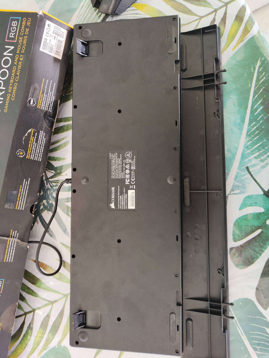 Corsair Gaming K55 + Harpoon RGB Keyboard and Mouse Combo