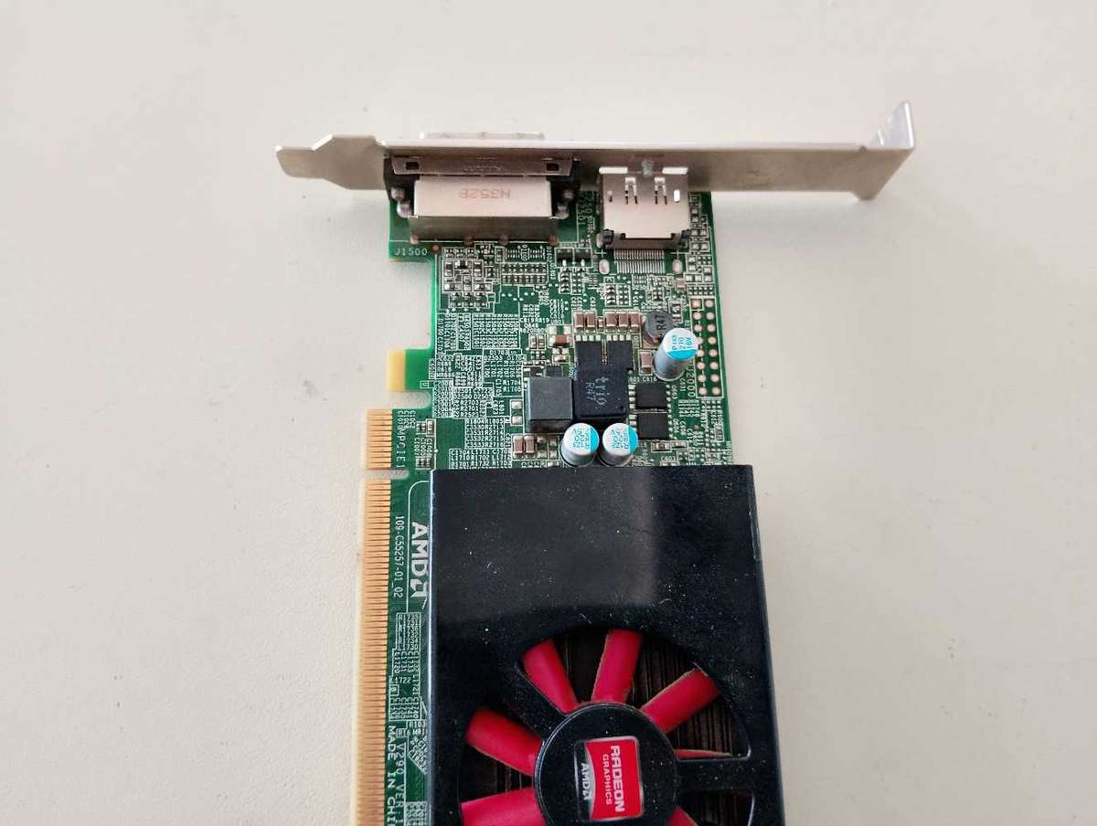 Dell AMD Radeon R7 200 Series 1GB GDDR3 Graphics Card