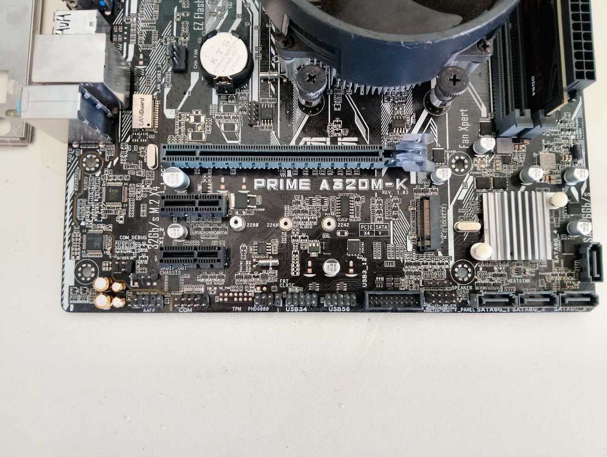 AMD Ryzen 3 Combo**Asus Prime Board**GSkill 3000MHz 8GB DDR4 Ram