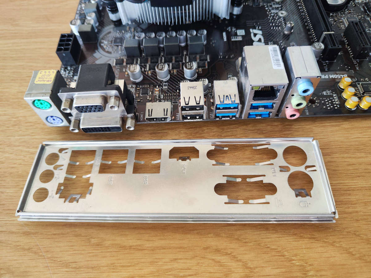 AMD Ryzen 5 3400G Combo**16GB DDR4 Ram**MSI B450M Pro Motherboard