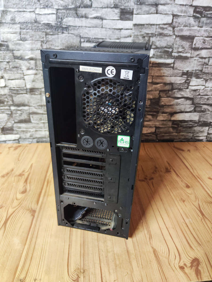 Aspire Gaming Case with 4 x 120mm Fans included