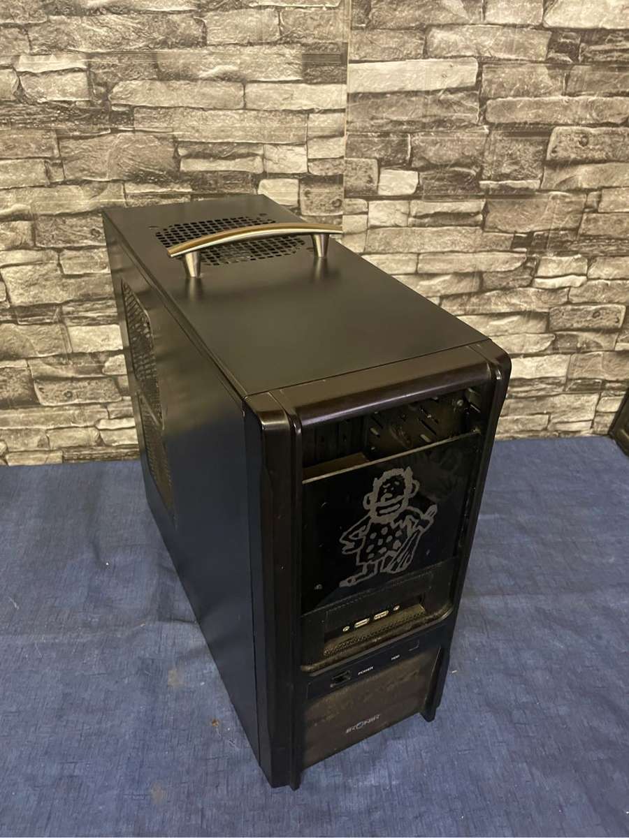 ikonik Cave Man Gaming Case**Power Buttom Cover Missing**