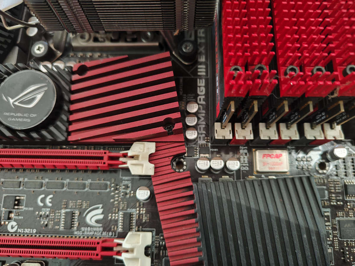 Bargain 6Core Combo**i7 980X**8GB Corsair Ram**Asus Rampage Board