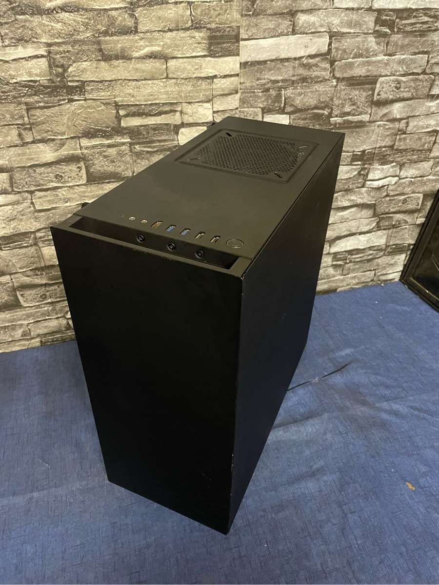 NZXT ATX Mid Tower**No Glass Side Panel**