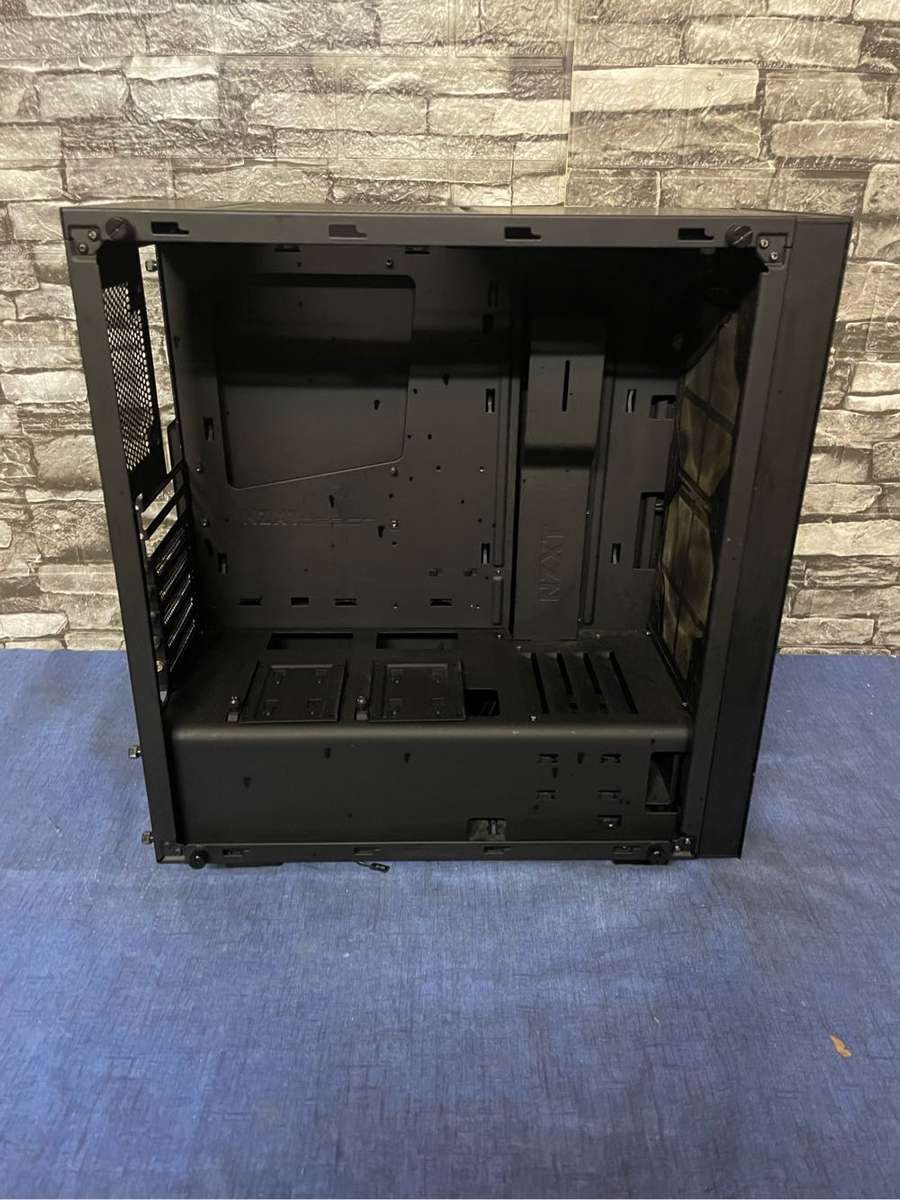 NZXT ATX Mid Tower**No Glass Side Panel**