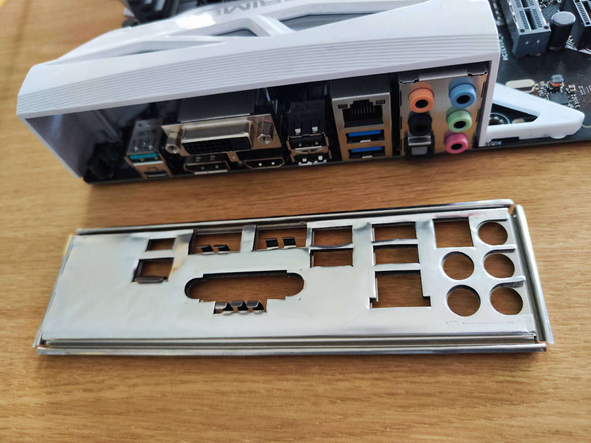 Intel Core i5 8600K Combo**Asus Prime Z370 Motherboard**Hyper X 16GB DDR4 Gaming Ram