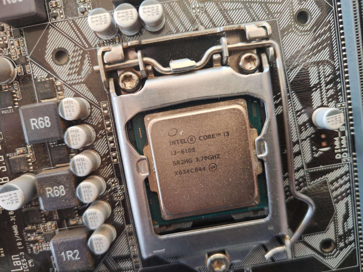 Intel Core i3 6100 Combo**Asus H110M-K Motherboard**