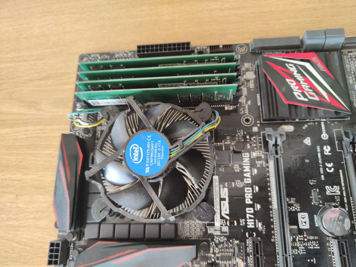 Intel Core i7 6700 Combo**16GB DDR4**Asus Pro Gaming Board