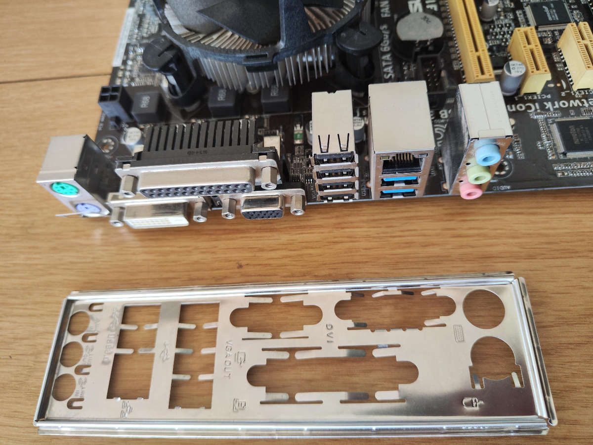 Intel Core i5 4460 Combo**Asus H81M-C Motherboard**No Ram ***