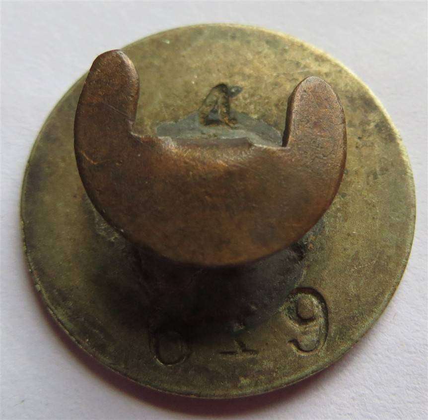 Unknown Vintage N.S / N.D Metal Badge - National Service /  Nationale Diens????