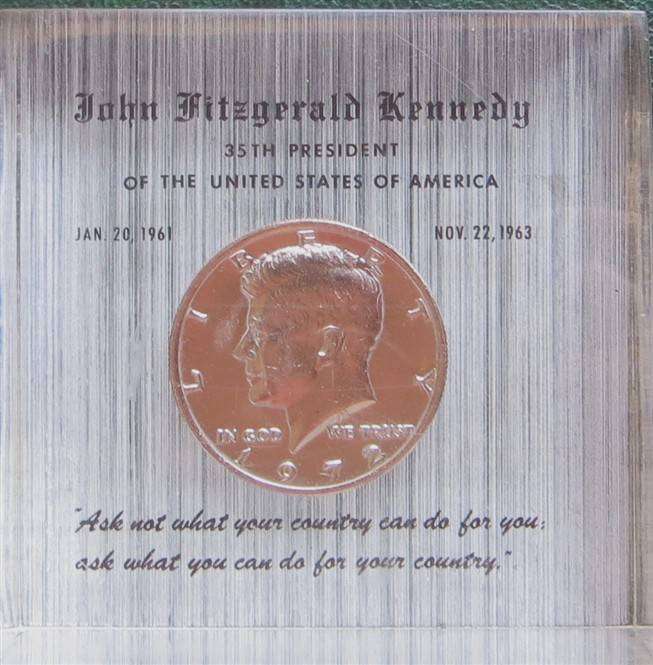 1972 USA Proof Kennedy Half Dollar in Commemorative Resin Block