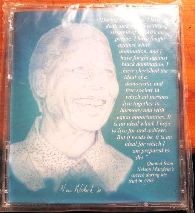 2000 Mandela R5 Coin in CD as issued by SA Mint