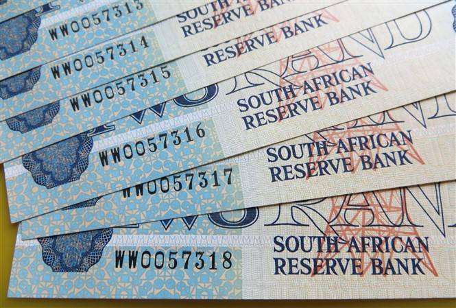 9 x Stals Replacement R2 Notes - WW In Sequence - Condition