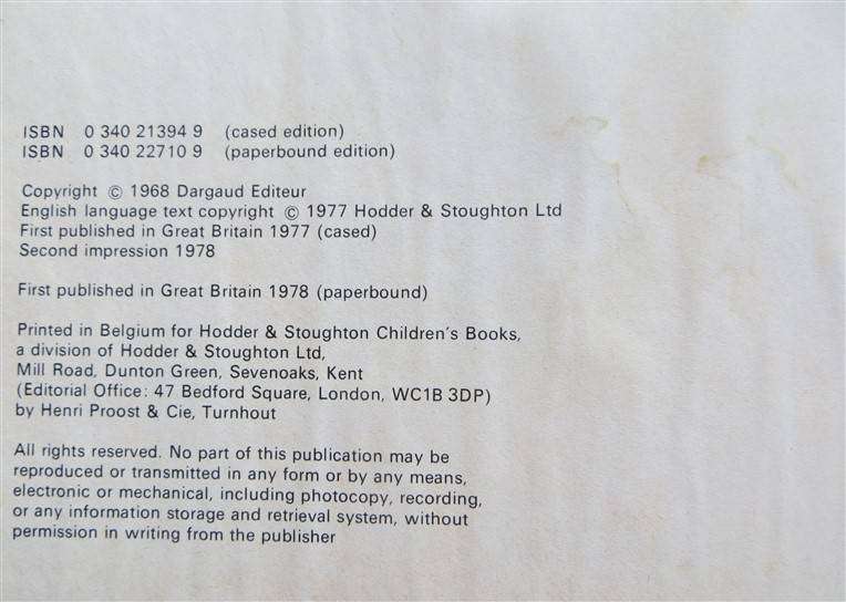 Asterix & the Chieftain's Shield - Comic Book - Goscinny & Uderzo - Water Damage Rescue